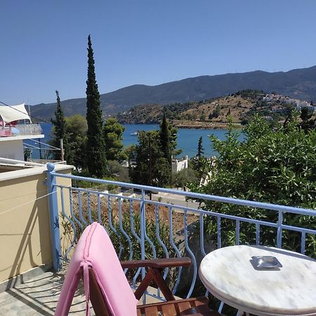 Ktm Sunny Villas Poros Town Buitenkant foto